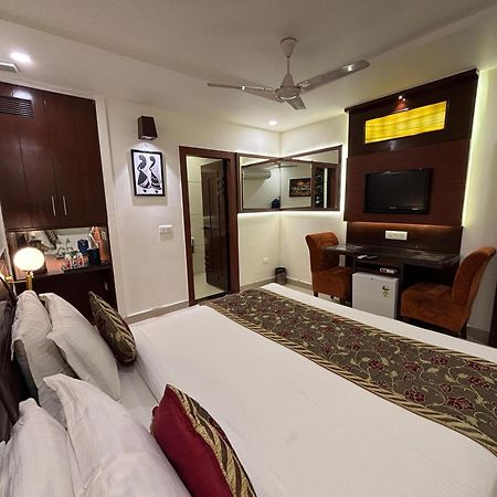 Taj Inn Hotel Agra  Zewnętrze zdjęcie