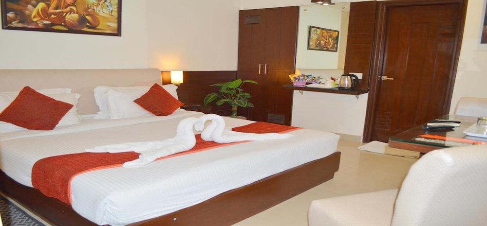 Taj Inn Hotel Agra  Zewnętrze zdjęcie