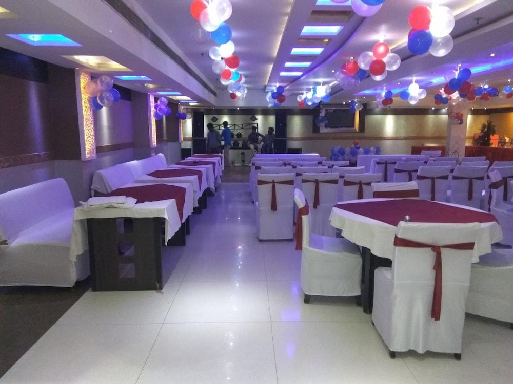 Taj Inn Hotel Agra  Zewnętrze zdjęcie
