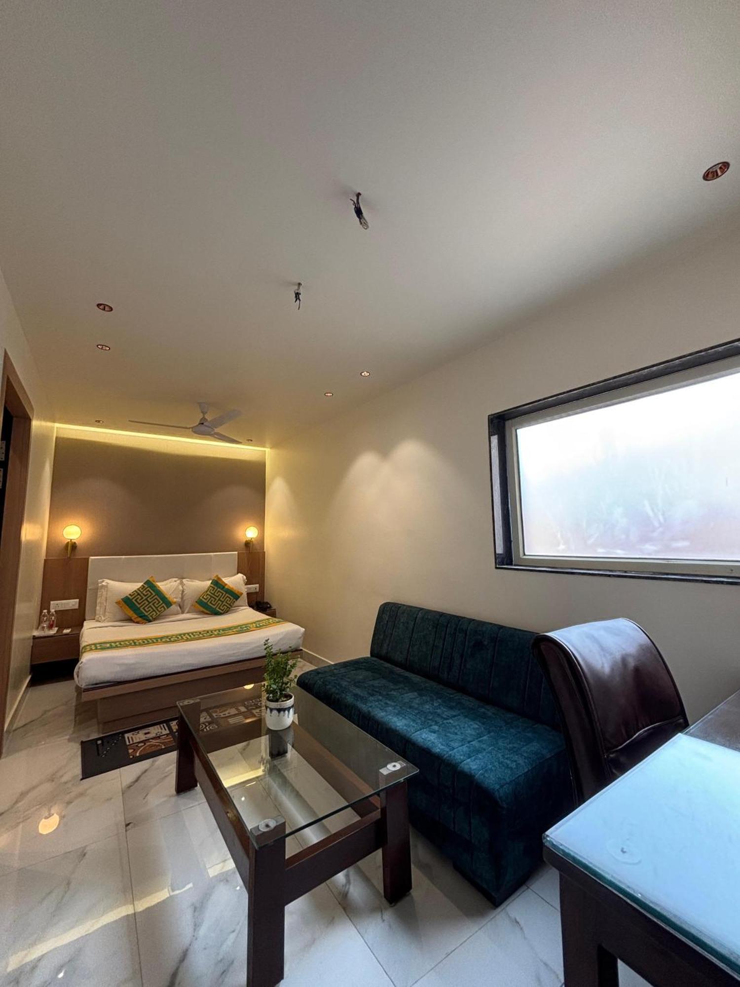Taj Inn Hotel Agra  Zewnętrze zdjęcie