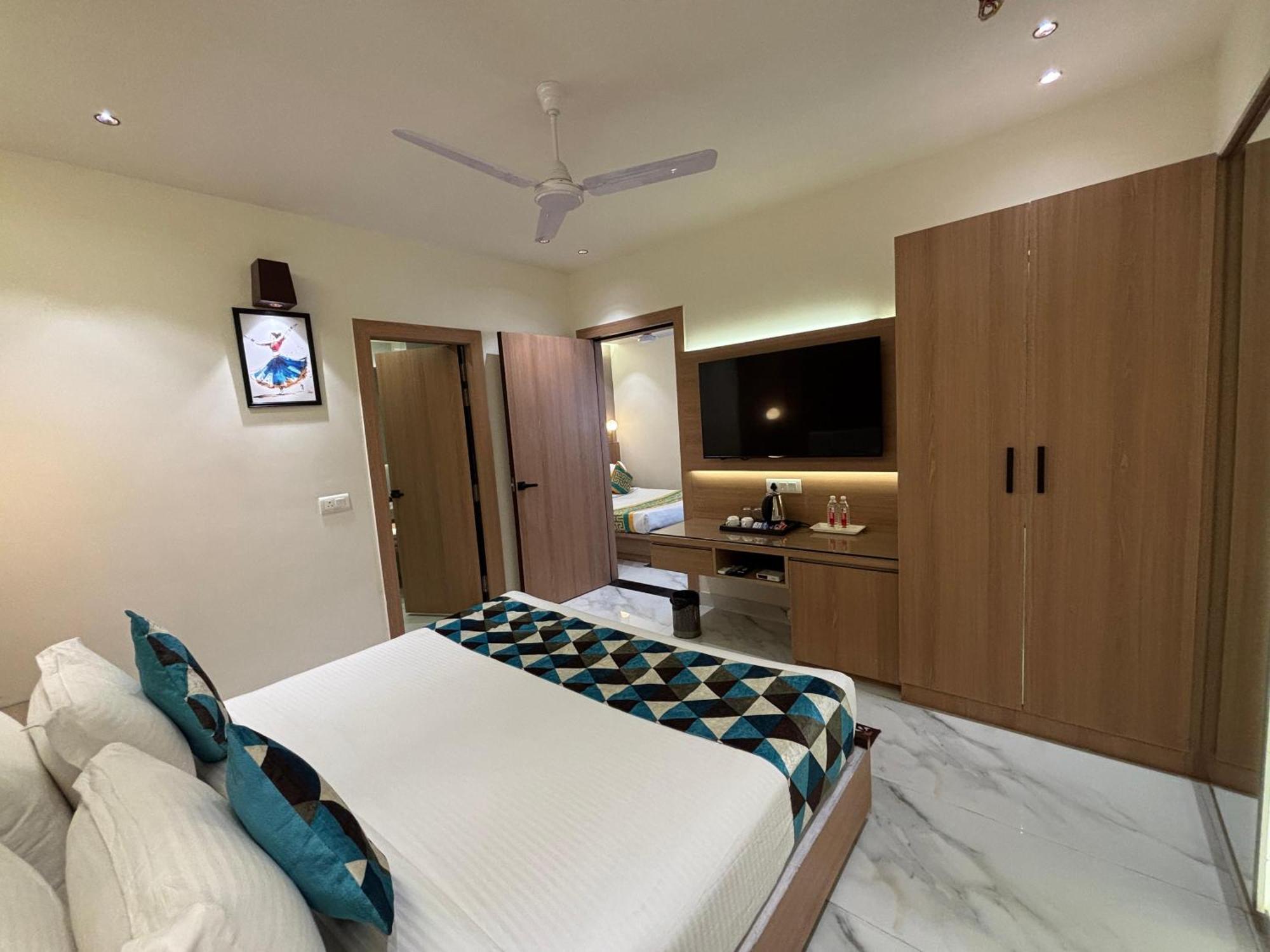 Taj Inn Hotel Agra  Zewnętrze zdjęcie