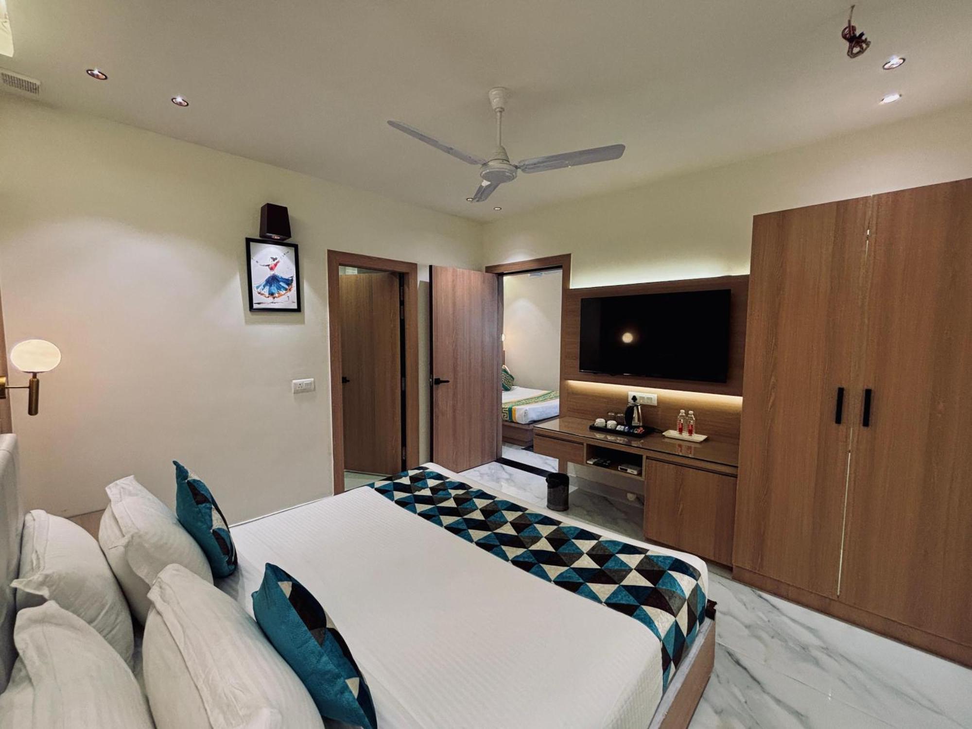 Taj Inn Hotel Agra  Zewnętrze zdjęcie