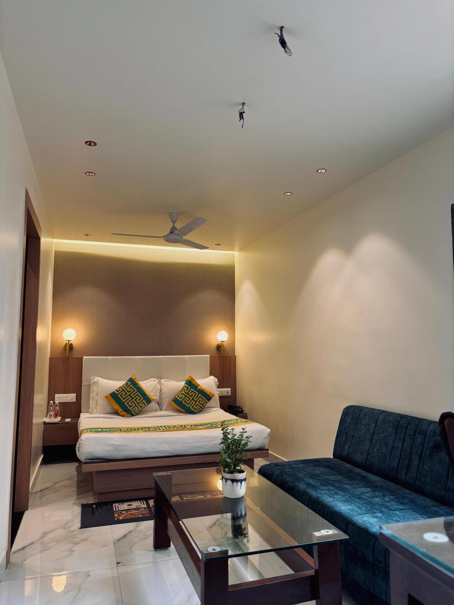 Taj Inn Hotel Agra  Zewnętrze zdjęcie