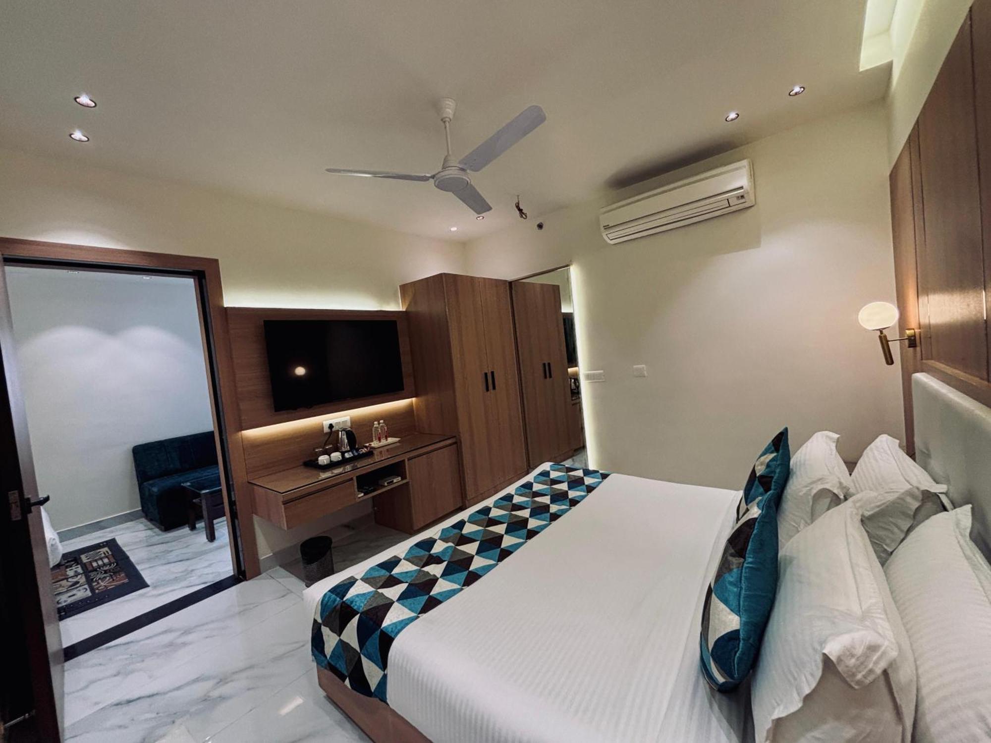 Taj Inn Hotel Agra  Zewnętrze zdjęcie