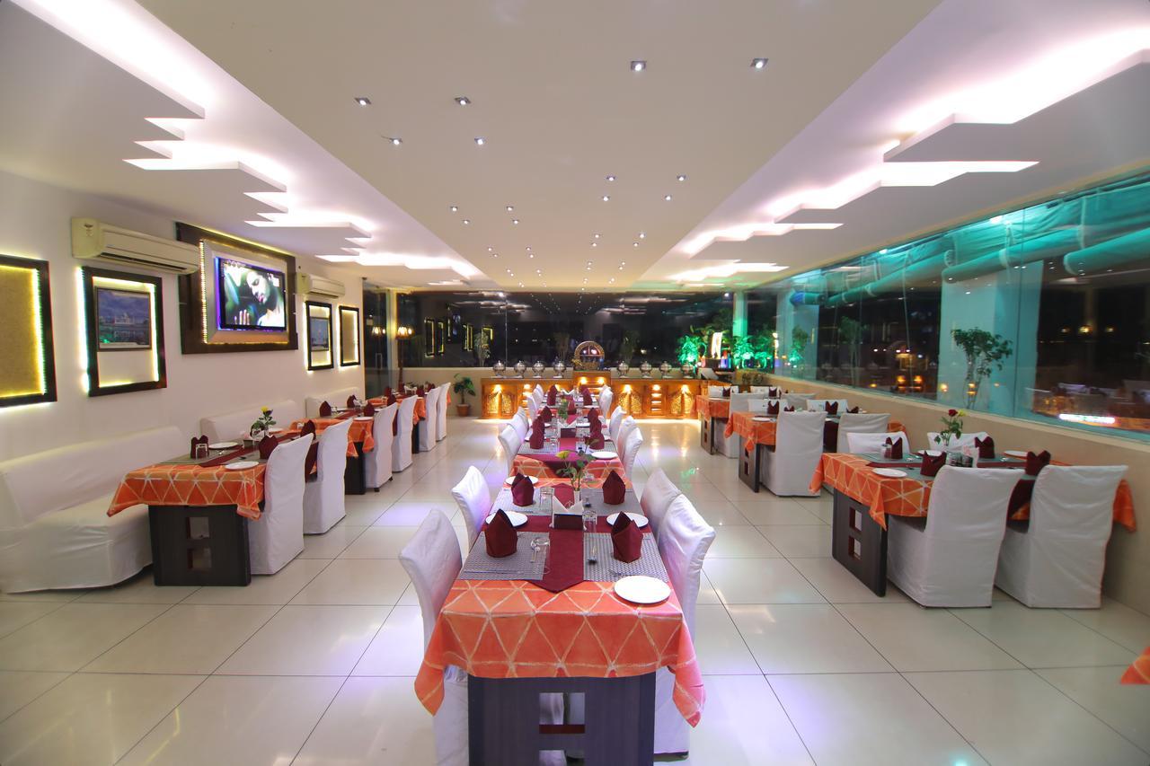 Taj Inn Hotel Agra  Zewnętrze zdjęcie
